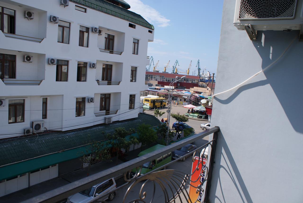 Hotel Vakhtanguri Batumi Kültér fotó